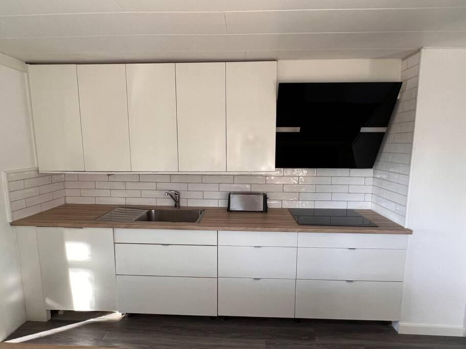 Lantlig Villa I Ljungbyhed Extérieur photo